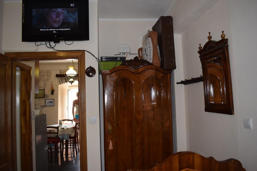 Captain's House In Dobrota Apartment Kotor