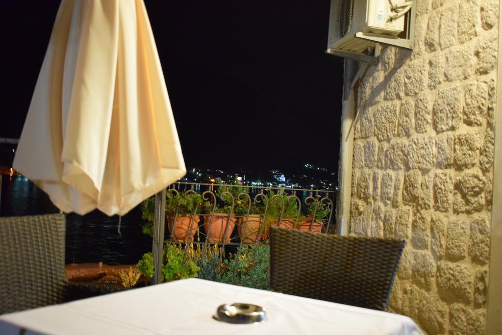 Captain's House In Dobrota Kotor