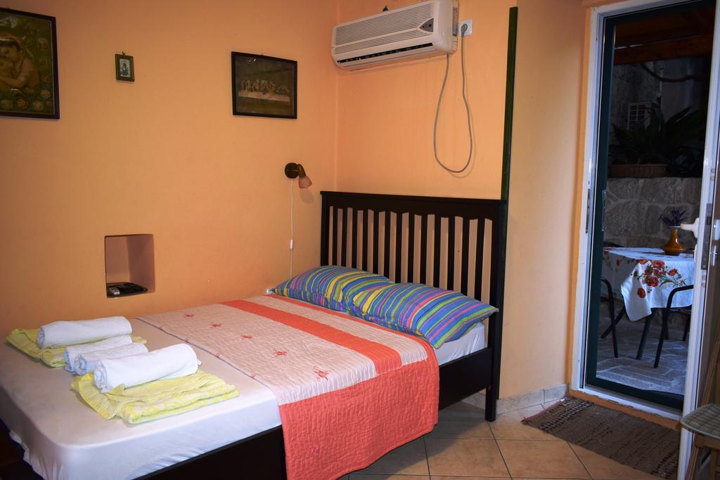 Apartment Captain's House In Dobrota