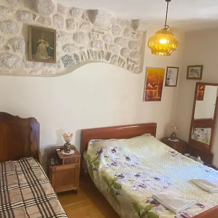 Ferienwohnung Captain'S House In Dobrota Kotor Exterior foto